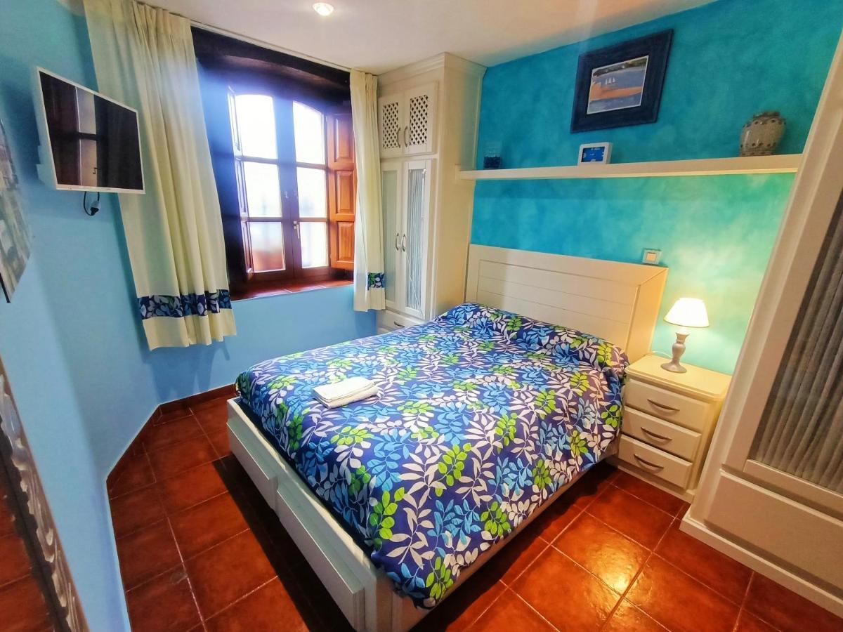 Apartamentos La Buganvilla Новалес Екстериор снимка